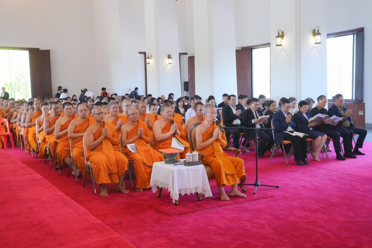 มมร จัดพิธีเจริญพระพุทธมนต์ถวายพระพร เนื่องในโอกาสฉลองพระชนมายุ ๙๙ พรรษา สมเด็จพระอริยวงศาคตญาณ สมเด&hellip;